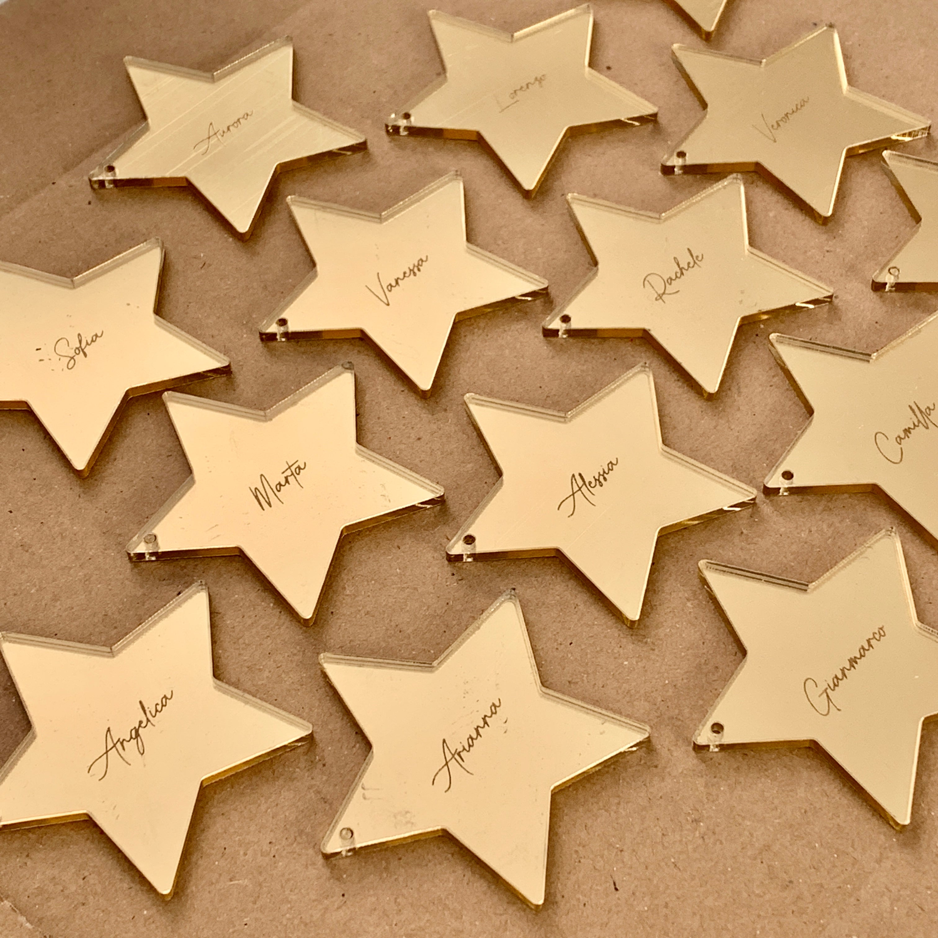Personalized mirrored plexiglass star place cards