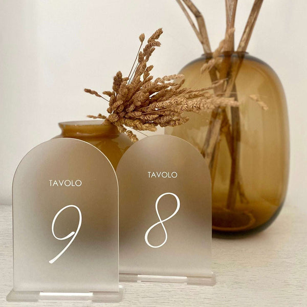 segna tavoli matrimonio plexiglass satinato opaco