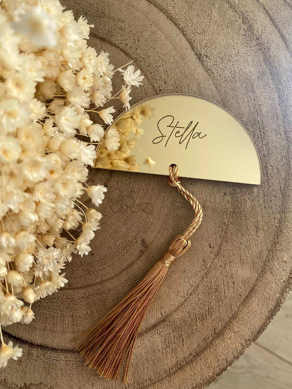 segnaposto per matrimonio  specchiato in plexiglass oro con nappina