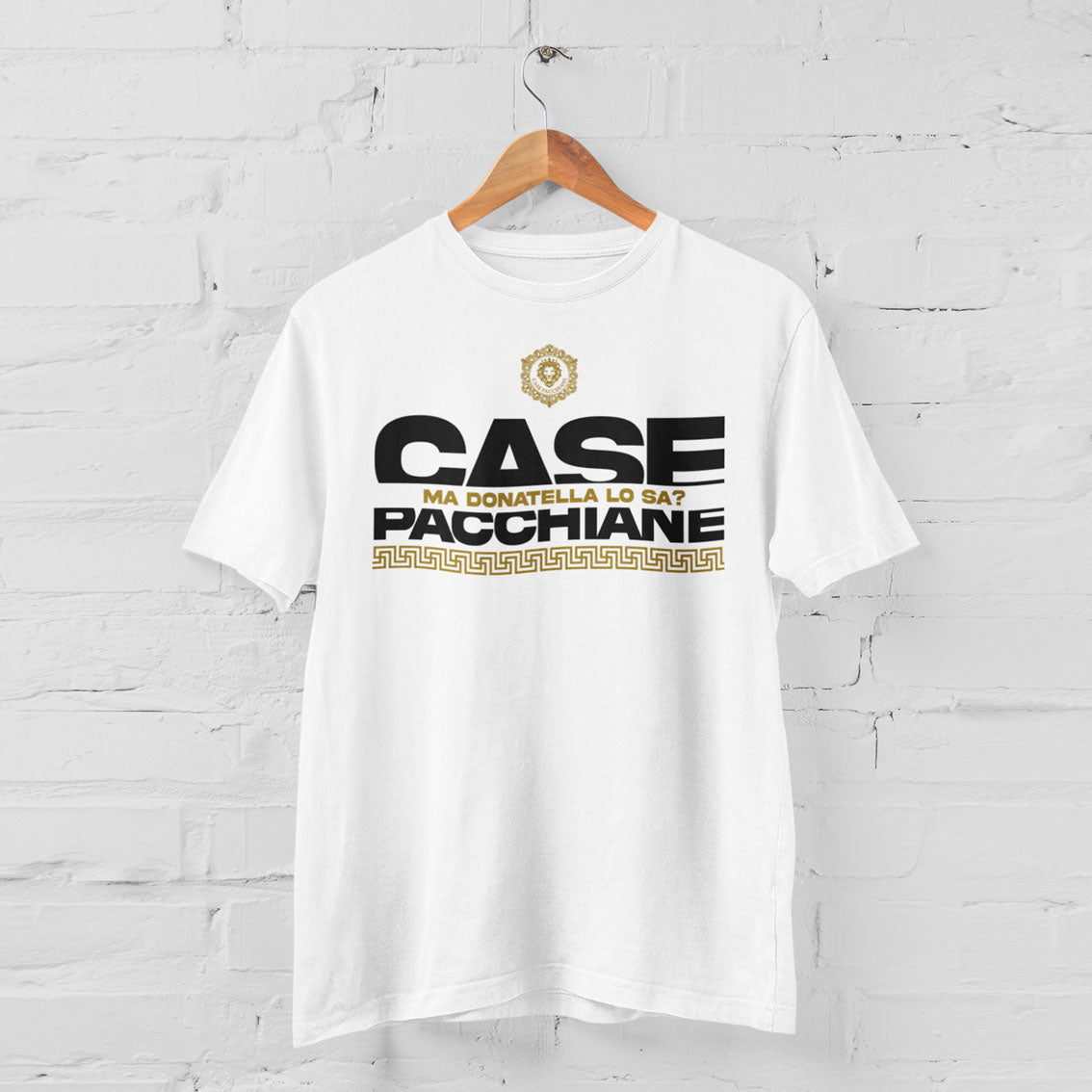 Official Case Pacchiane "Donatella" T-shirt