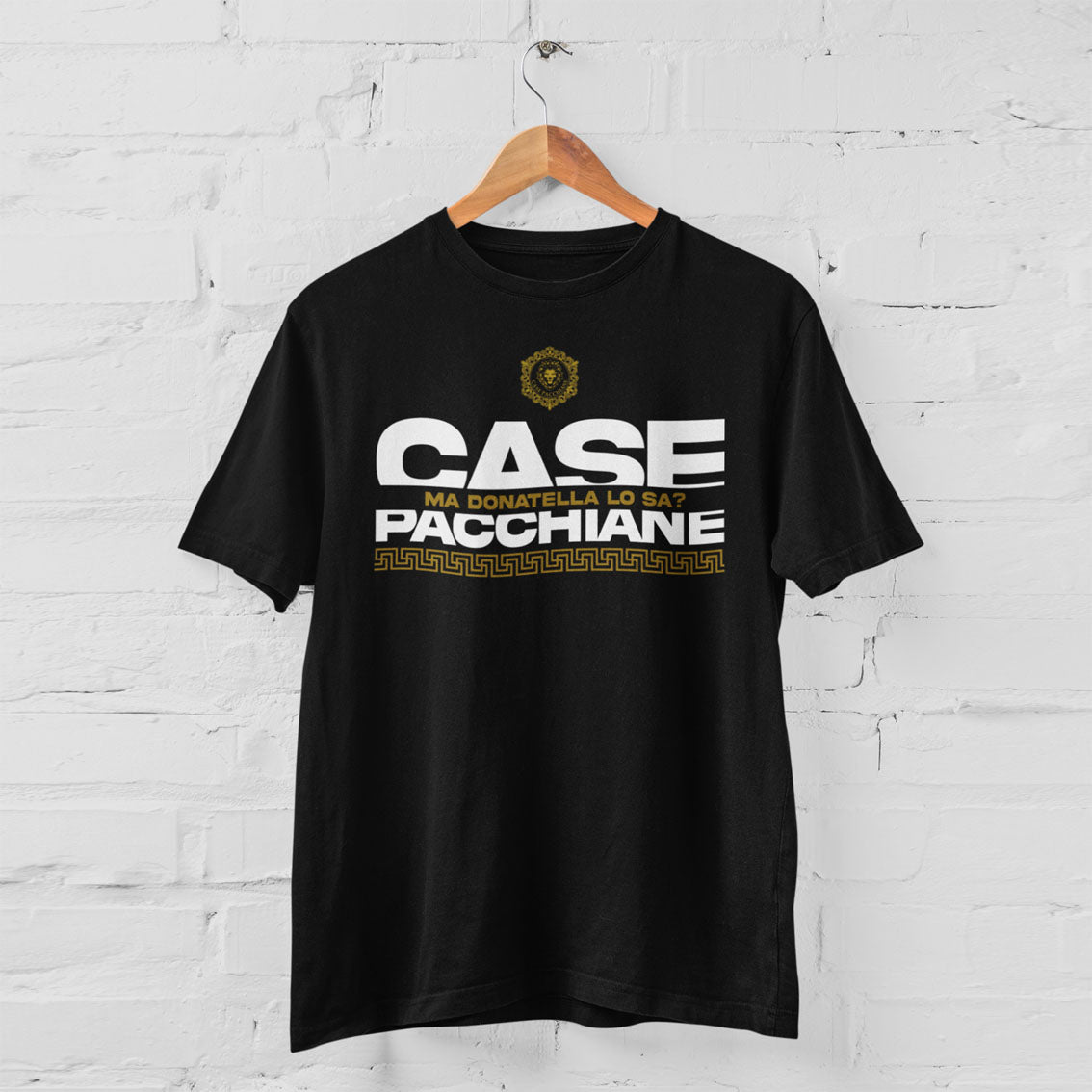 Official T-shirt Case Pacchiane "Donatella"